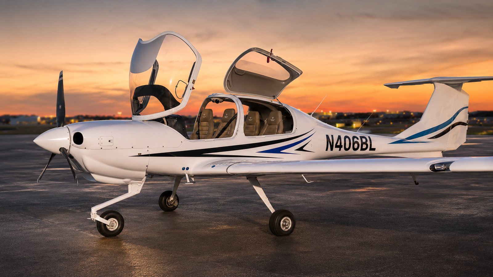 N406BL - Diamond DA40 NG at golden hour on the KCHS ramp