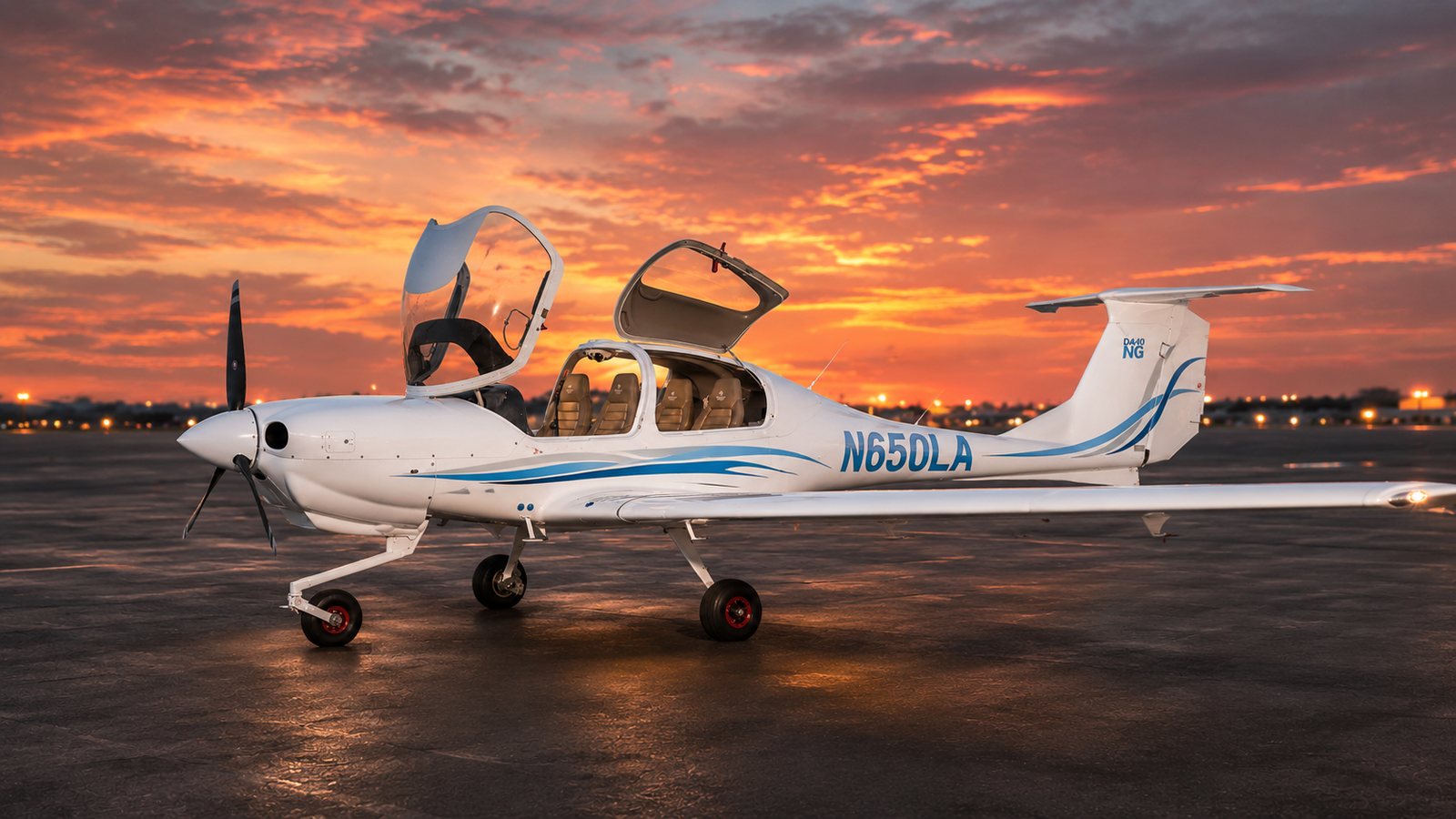 N650LA — Diamond DA40 NG with G1000 NXi glass cockpit at KCHS